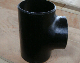 碳钢三通应用与热压成形